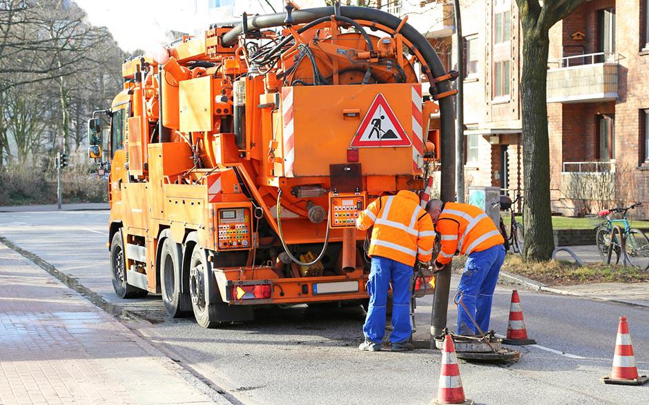 camion pompage assainissement Paris 4